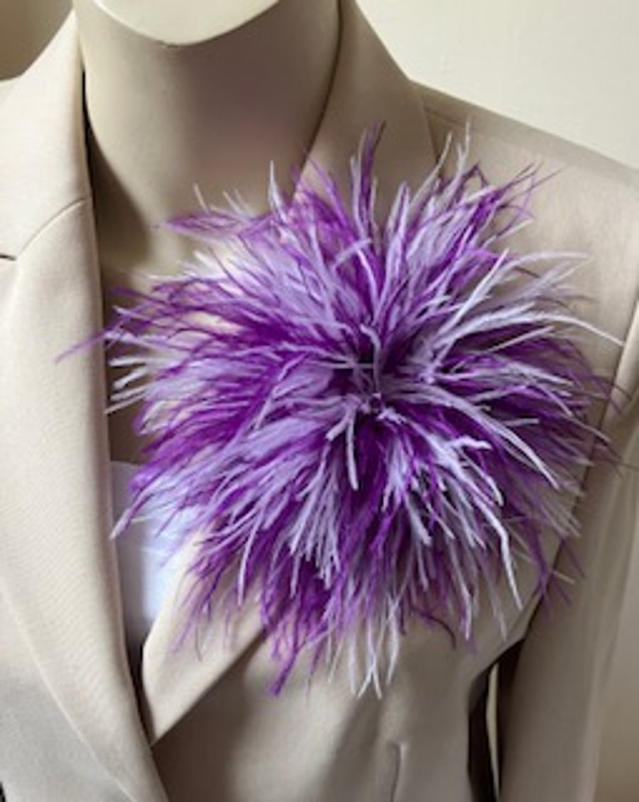Elvera - Purple & Lilac Mix Ostrich Feather Style Brooch - Corsage  Lapel 