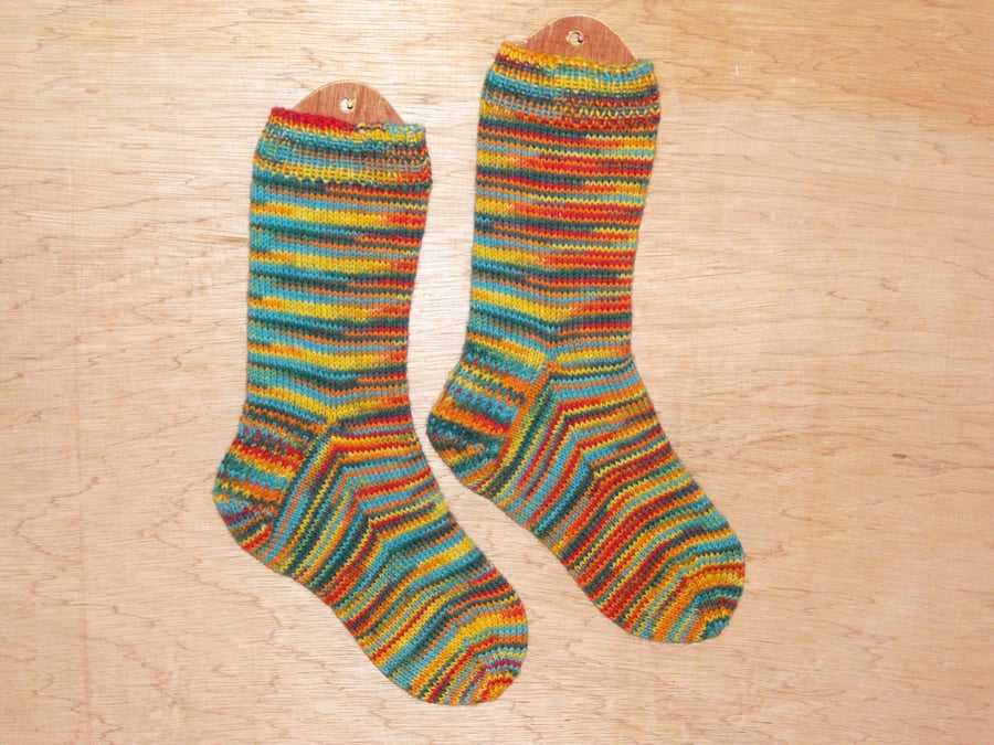 Hand knitted socks MEDIUM size 5-7