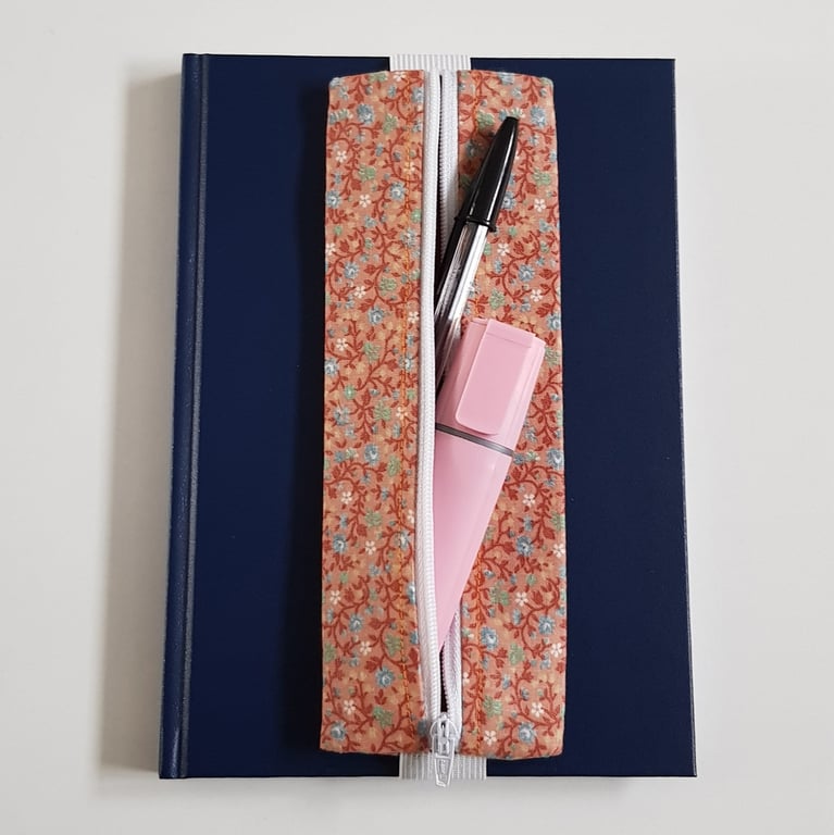 Handmade A5 Planner Zipper Pouch - Peach Floral Pen Holder
