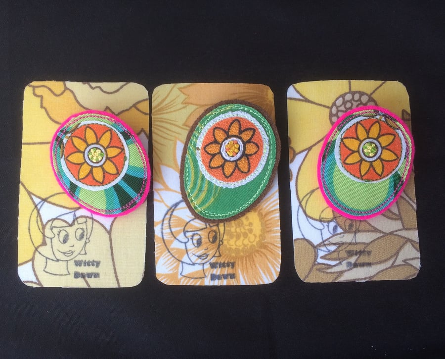 A Retro Orange Flower handmade brooch  - Stocking filler 