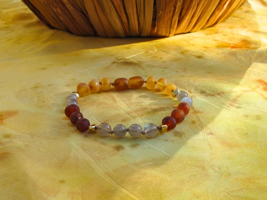 "The Aria" Bracelet: A Breath of Baltic Amber and Labradorite