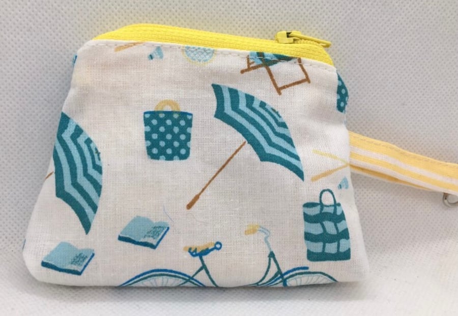Upcycled fabric coin purse