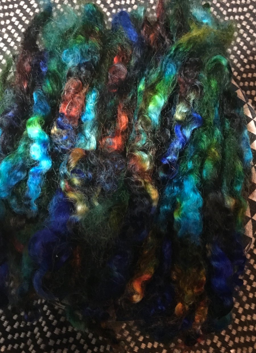 15g of magical woods long wool curly locks, sheep fleece, Leicester sheep 