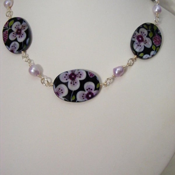 Flower Print Mother of Pearl Necklace