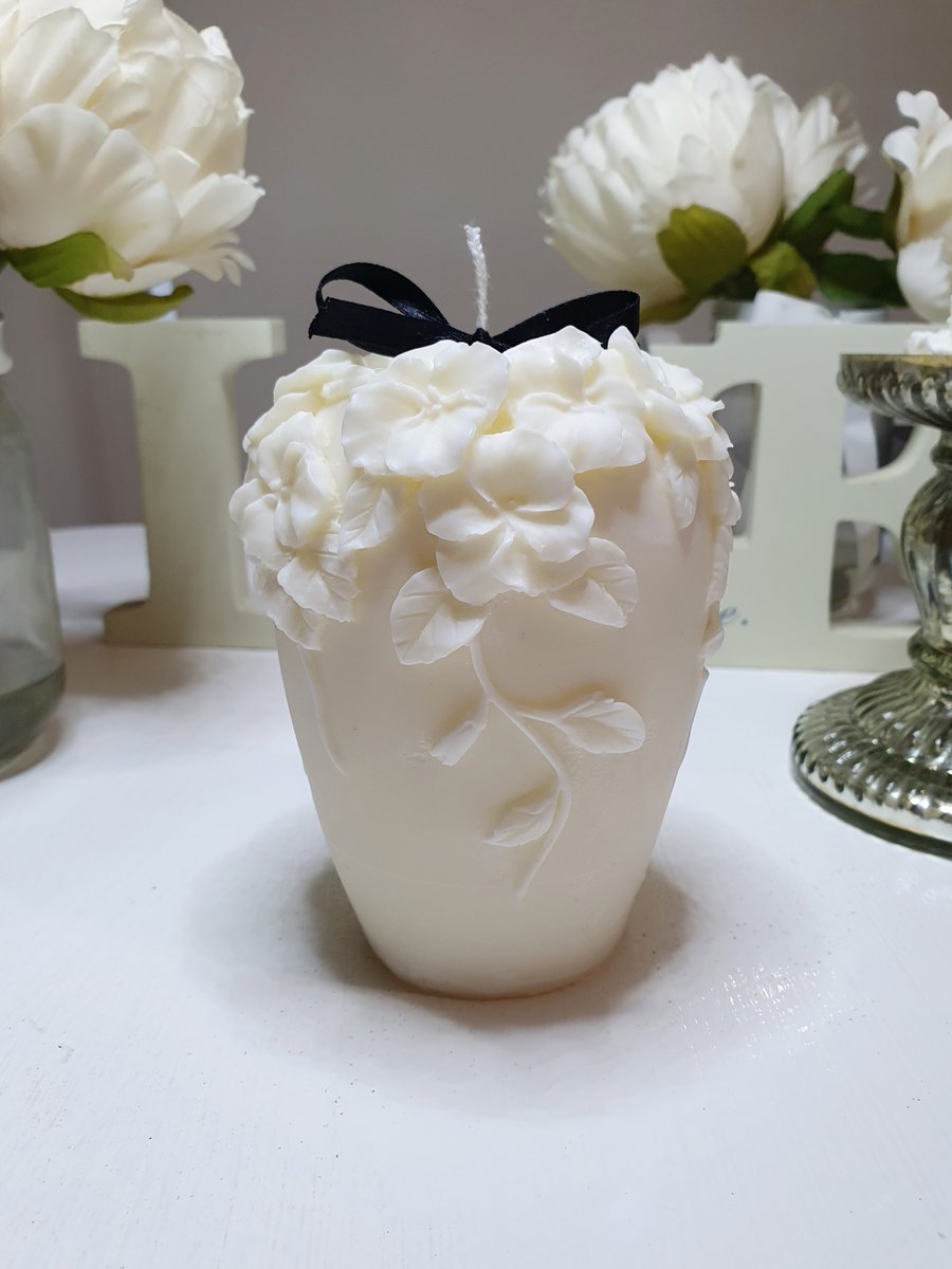 Flower Pillar Candle 