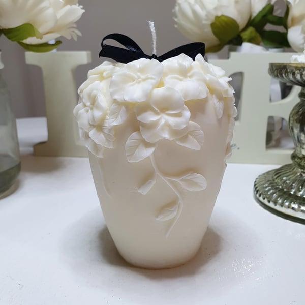 Flower Pillar Candle 