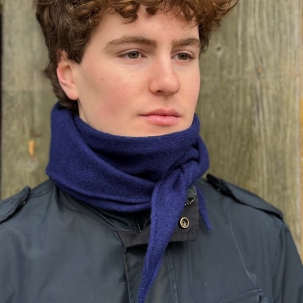 Long Pointy Scarf - Dark Cobalt