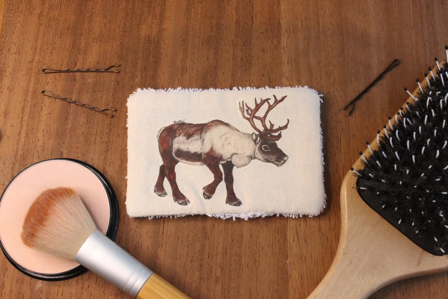 Reindeer Washable & Reusable Eco Fabric Animal Face Wipe Gift Set