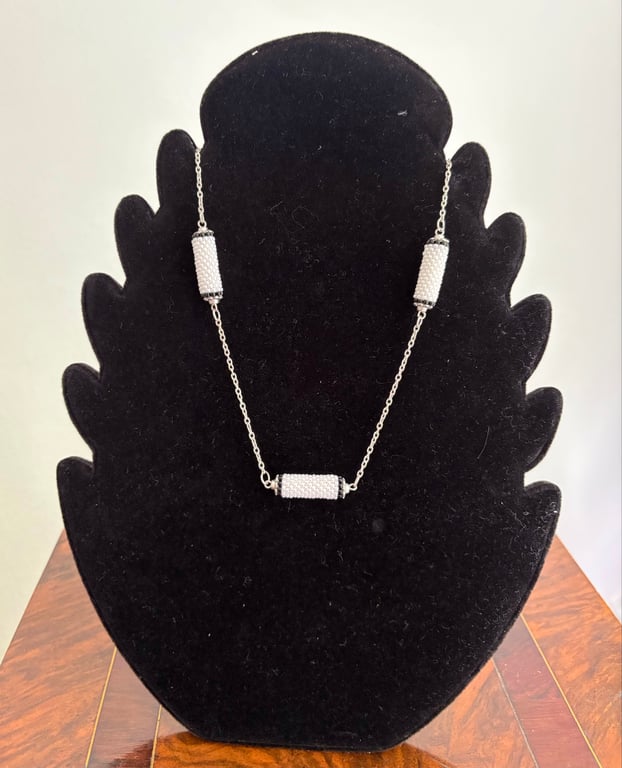 Triple bead necklace - white and black