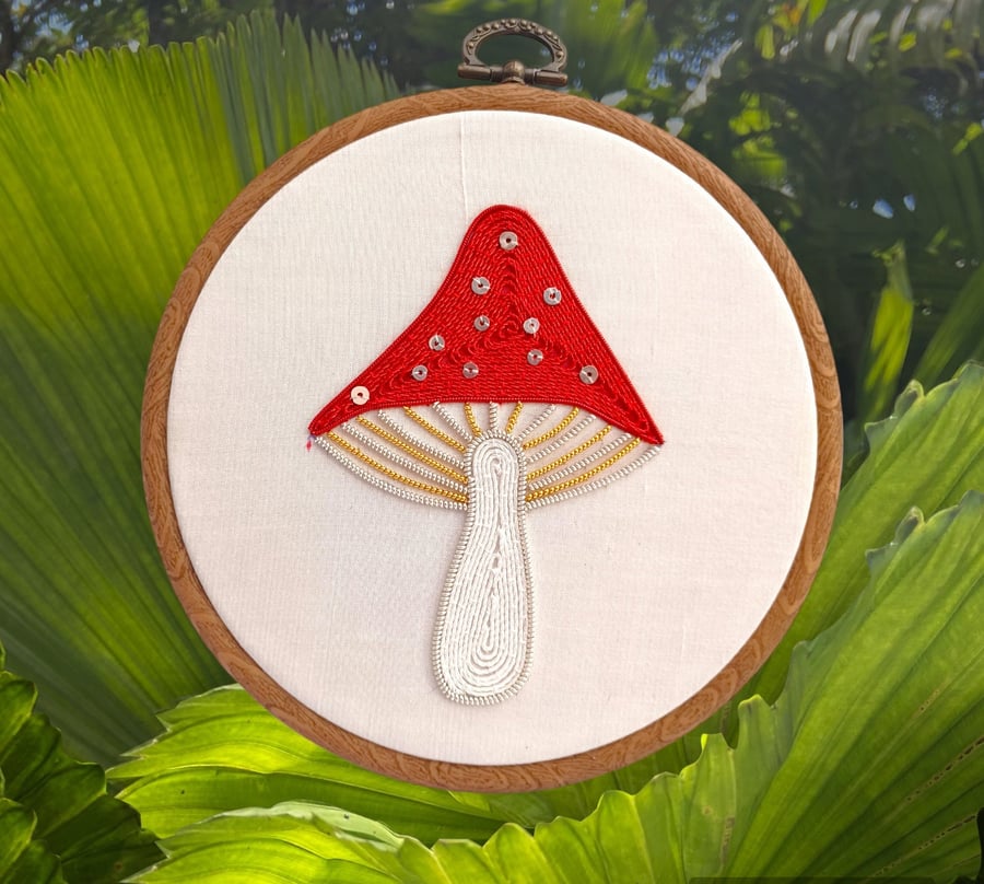 Goldwork Toadstool Embroidery Hoop, Goldwork Mushroom Embroidery Hoop, Metalthre