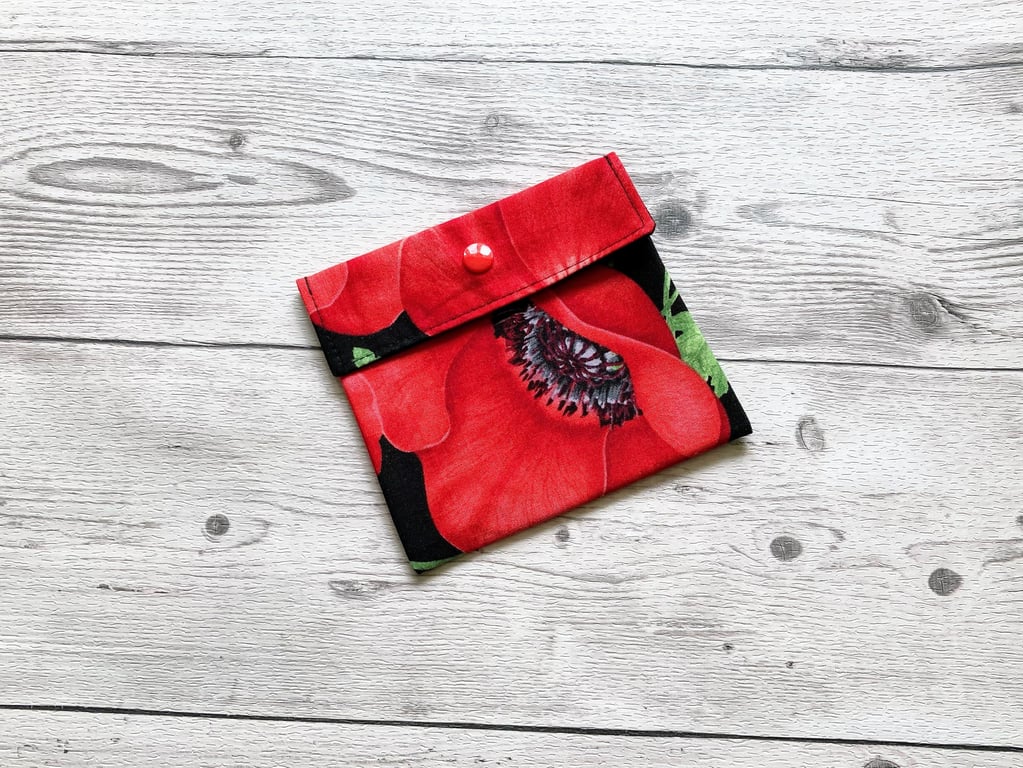 Discreet sanitary pouch. Feminine products holder. Face mask bag. Red poppies.