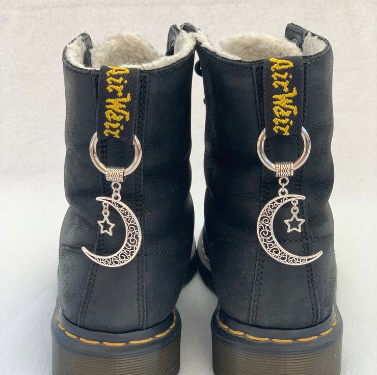 Star doc clearance martens