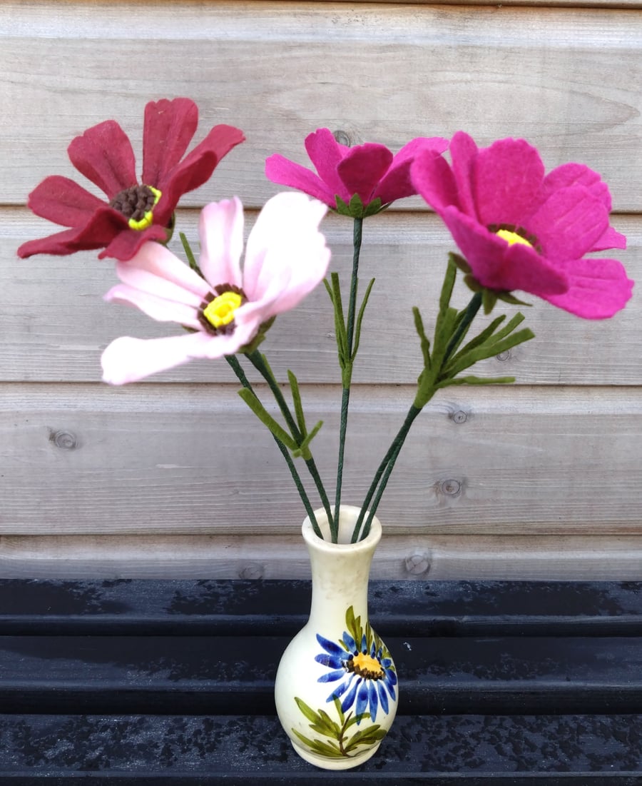 Felt cosmos flower