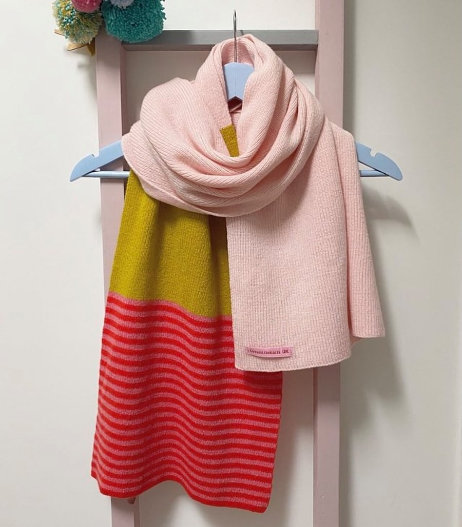 Colour Block Lambswool Scarf