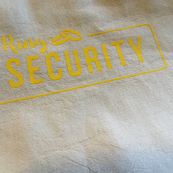 Ring security tote bag