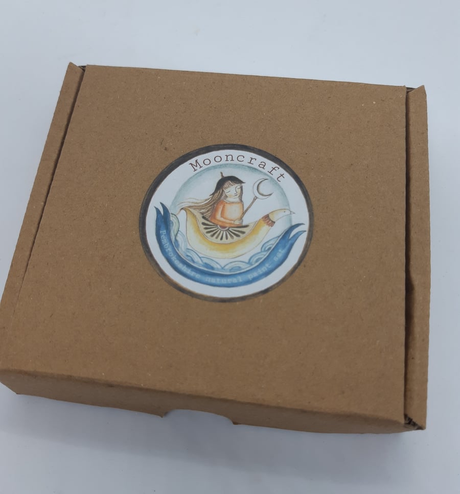 Natural earth paint set