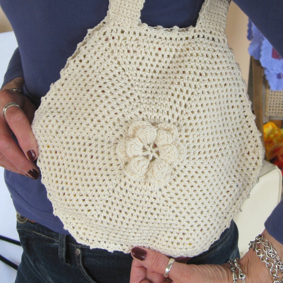 Crochet handbag. Crochet purse. Cream cotton. Hand crocheted. LIned. Own design