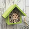 Single Tier Bee Hotel in 'Sunny Lime'