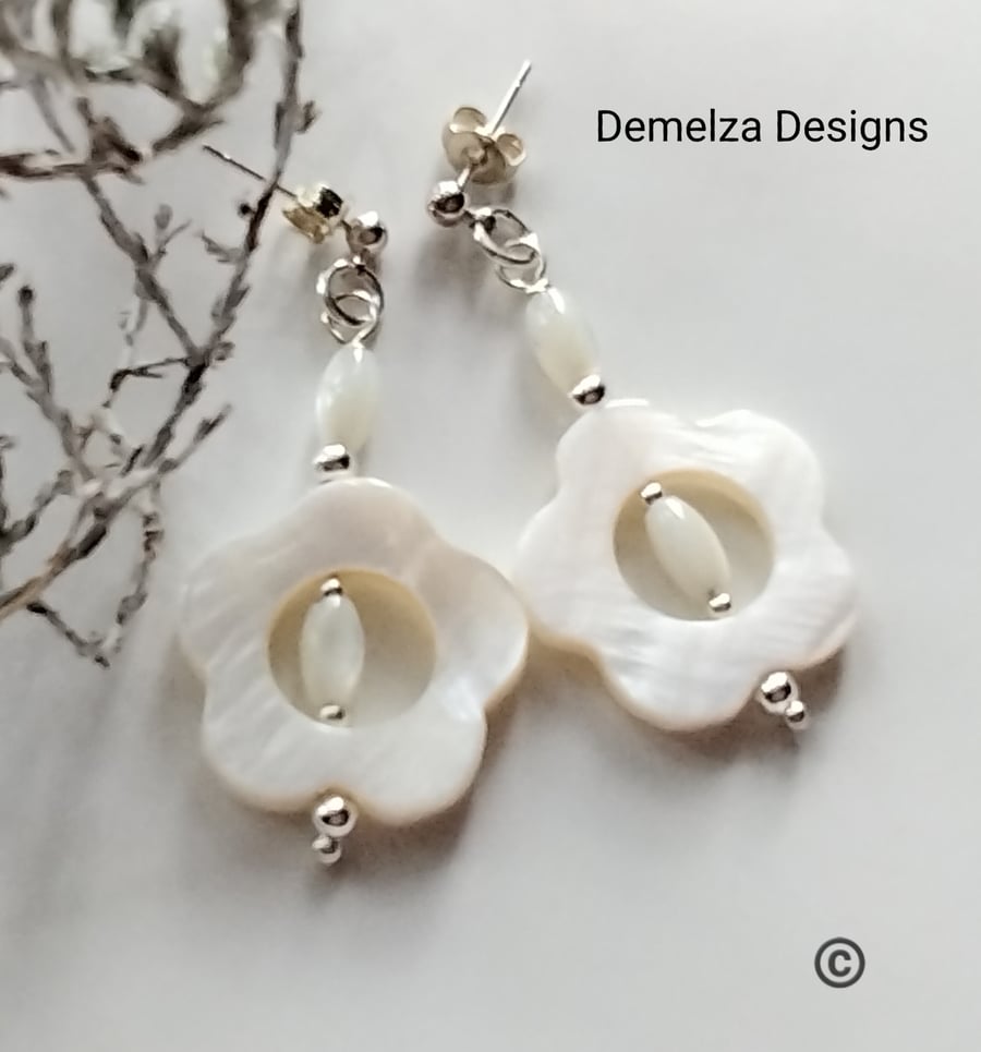 Natural Cream Mother of Pearl Stud Earrings  Silver Plate