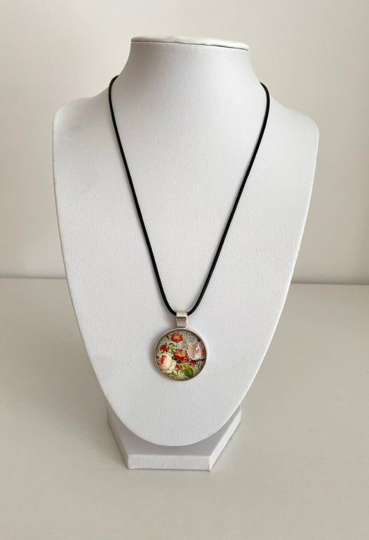 Pretty Floral Shabby Chic Pendant Necklace. Design 4