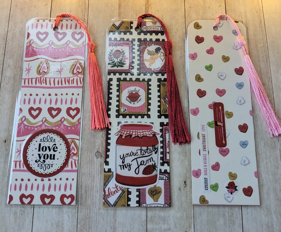 Set of pretty love heart themed bookmarks