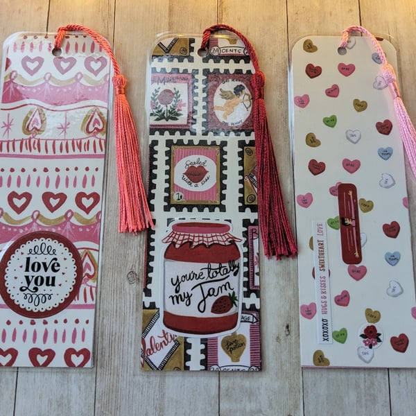Set of pretty love heart themed bookmarks