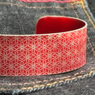 Geometric flower print cuff bracelet red
