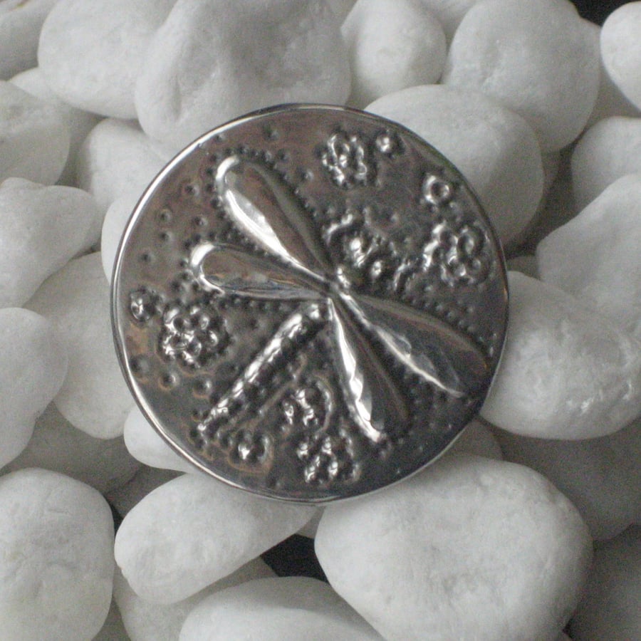Dragonfly brooch in Silver Pewter