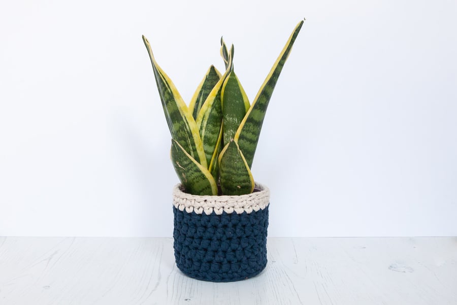 Small plant pot cover in navy & cream. Made from recycled cotton. 