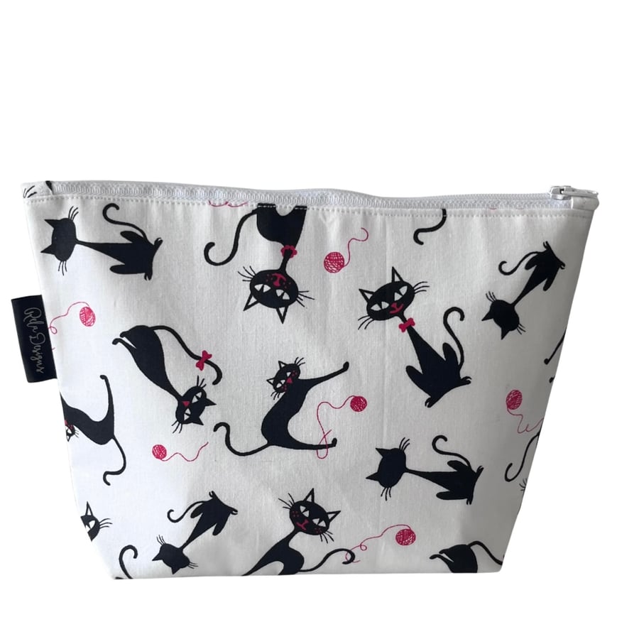 Makeup bags black cats