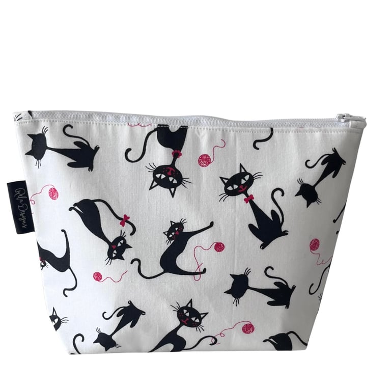 Makeup bags black cats