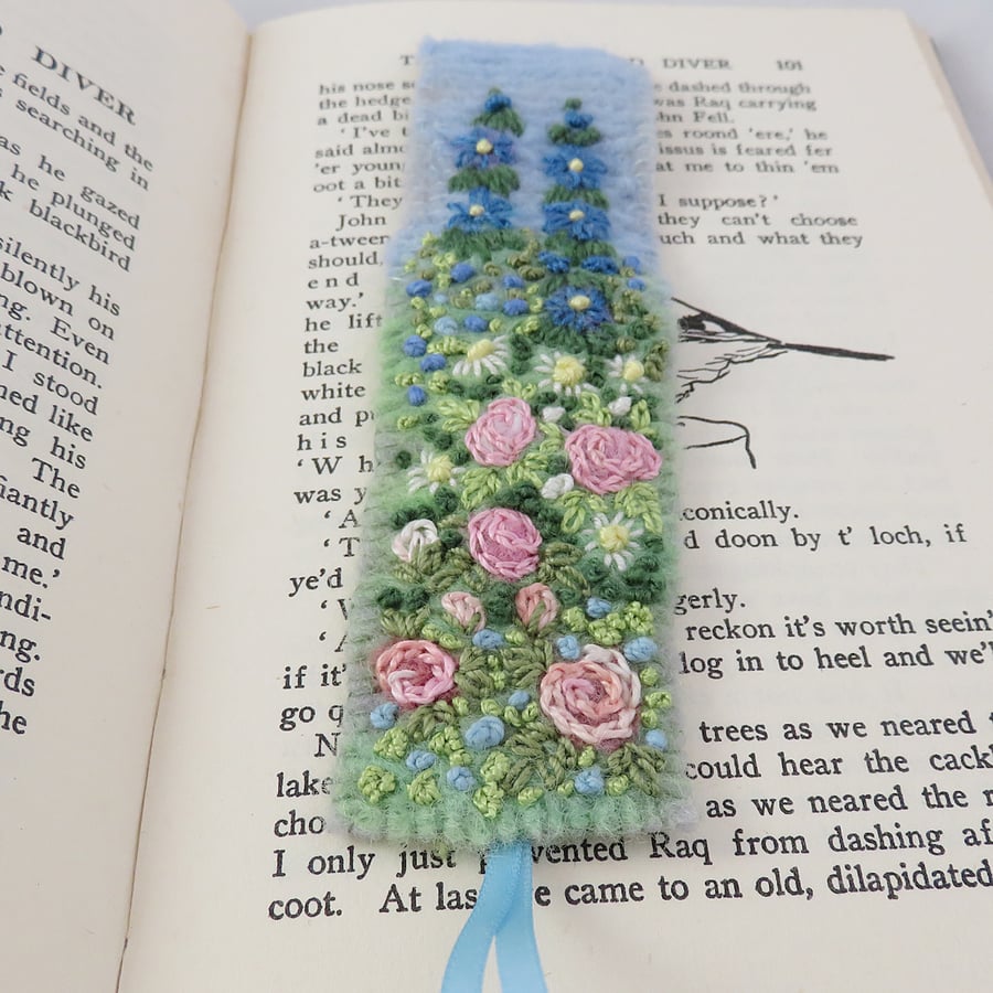 Embroidered Bookmark - Pink Rose Garden