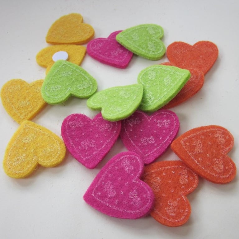 16 Bright Felt Heart Embellishments