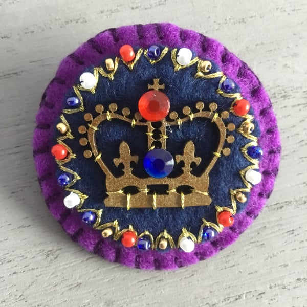 Hand Embroidered Royal Coronation Brooch