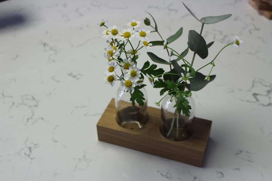 Duo of Mini Vases In Handcrafted Oak Runner