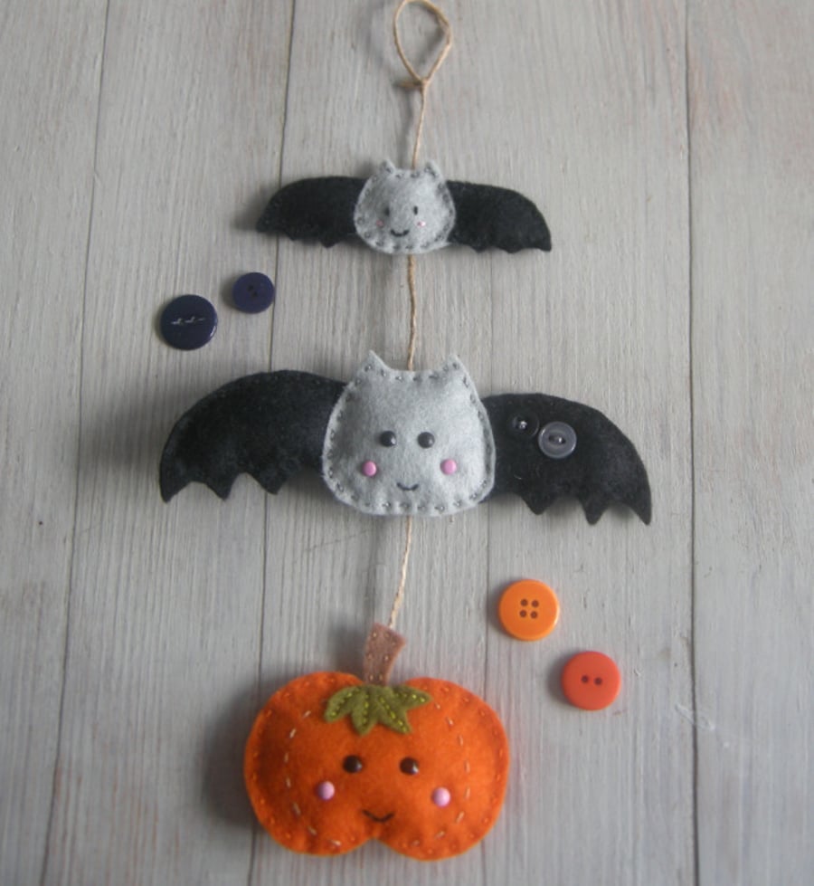 Craft kit, sewing kit, Make a Halloween wall hanging