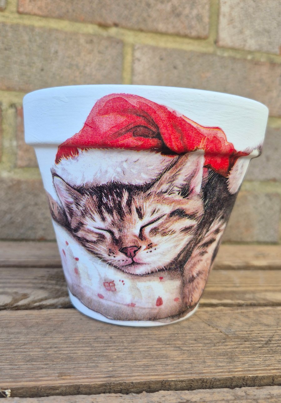 Pretty Christmas Cat Plant Pot