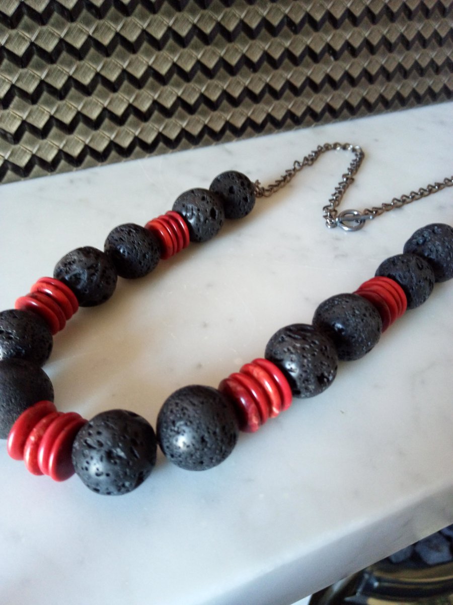 SALE - BLACK LAVA AND RED MAGNASITE NECKLACE - LAVA NECKLACE  - FREE UK SHIPPING