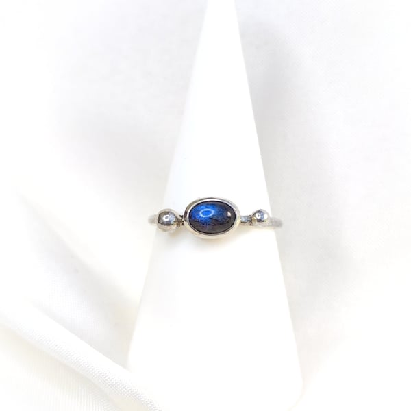 Sterling silver ring with oval labradorite