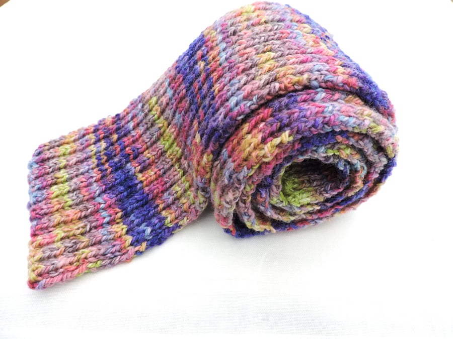 Scarf  in Chunky Multicoloured Acrylic Yarn