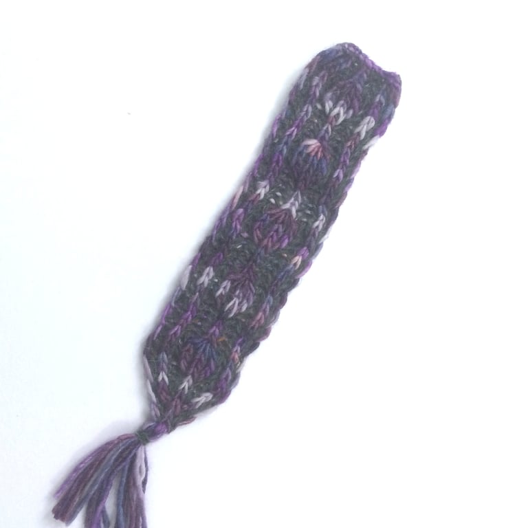 Hand knit book mark