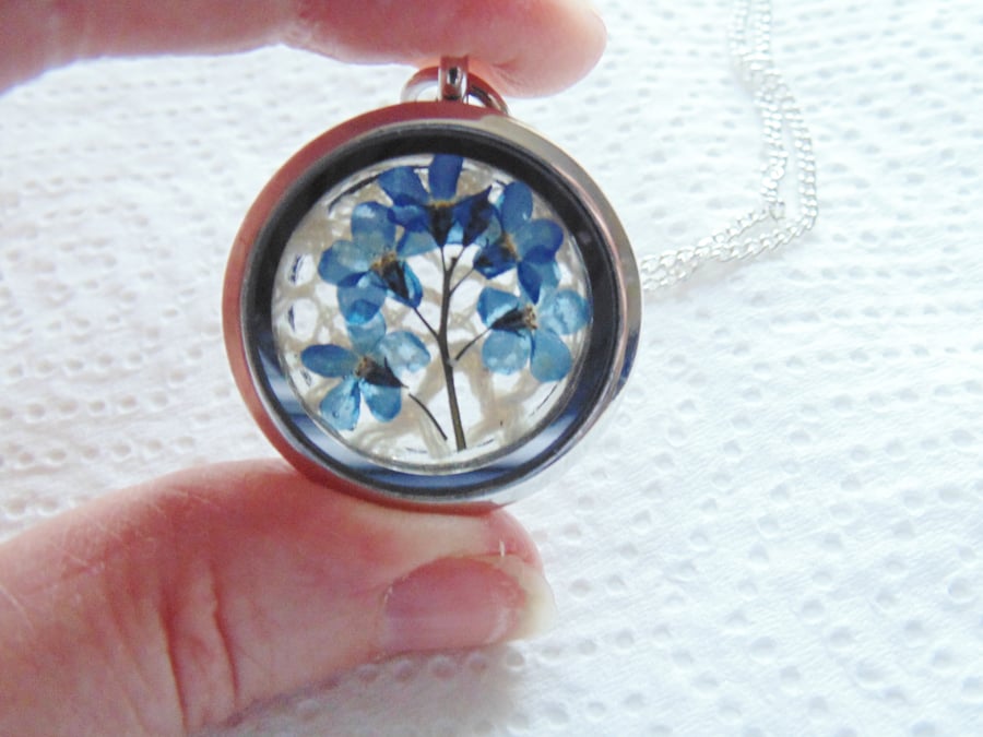 Forget me Not Locket with Vintage Lace