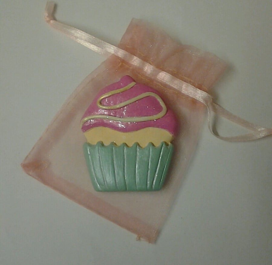 Cupcake Fridge Magnet