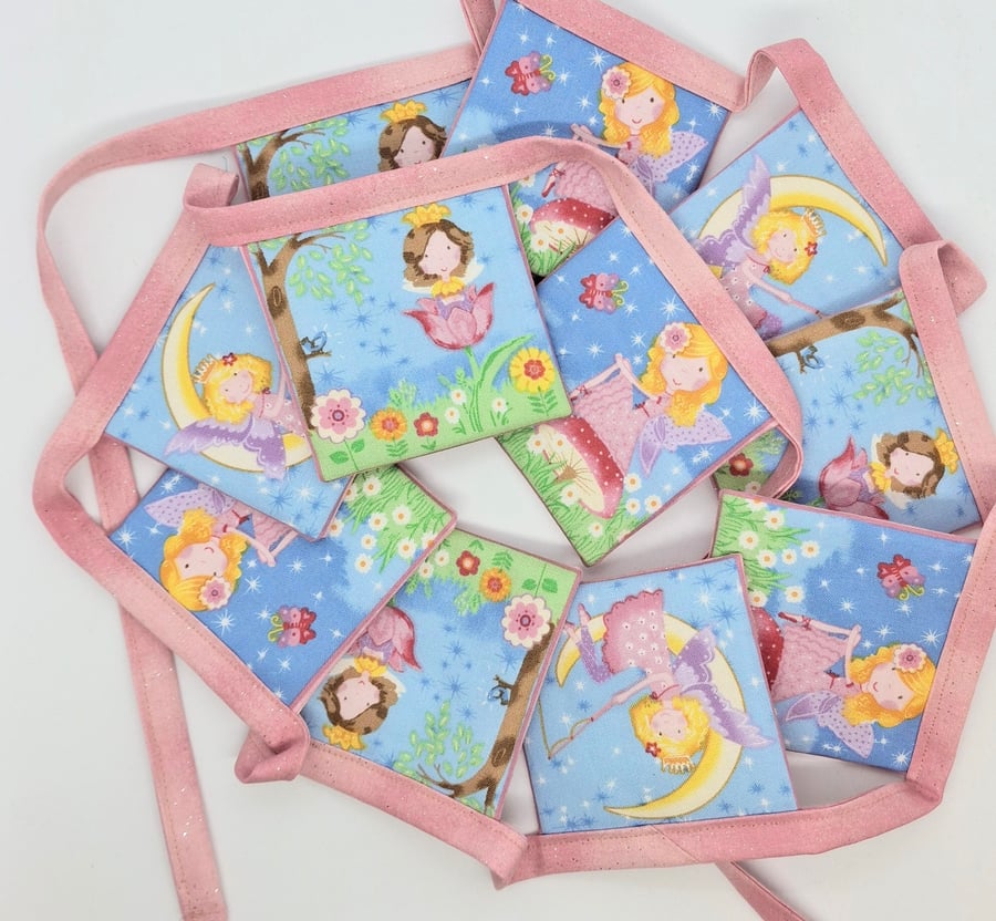 Pink Fairy Bunting 83P
