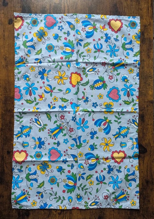 Vintage Folk Art Floral Tea Towel – Multi-Colour Heart & Butterfly Print 