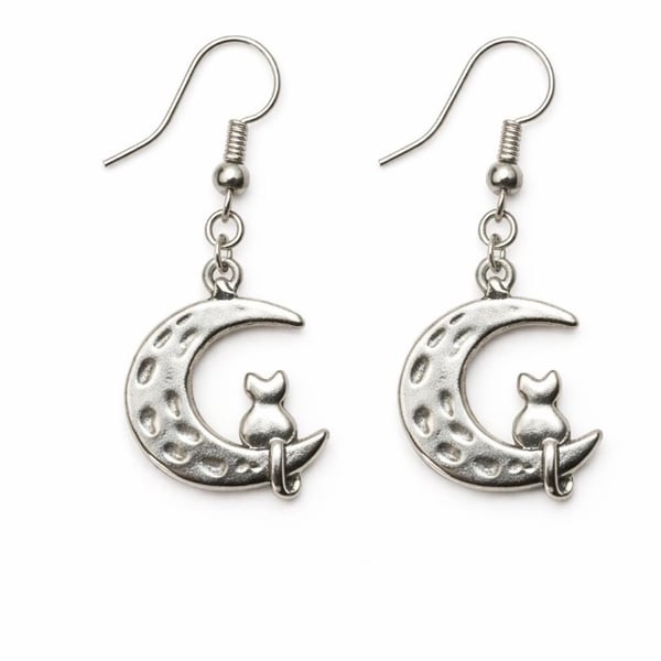 Celestial Cat Moon Earrings – Silver Crescent Dangle Jewellery