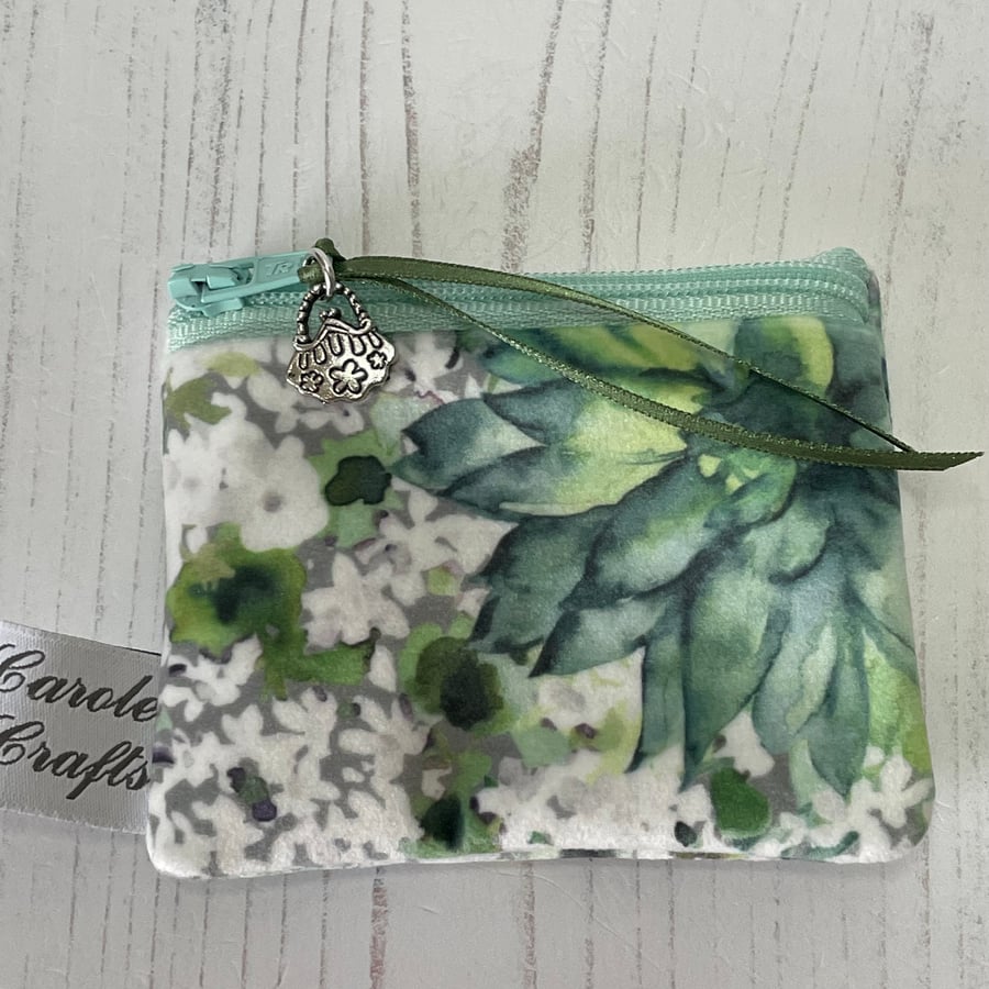 Velvet coin purse, Greenery by Carolee Crafts  PB5 - 0005