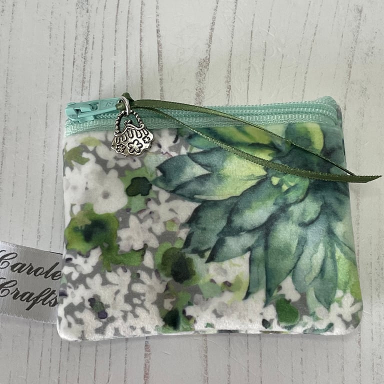 Velvet coin purse, Greenery by Carolee Crafts  PB5 - 0005