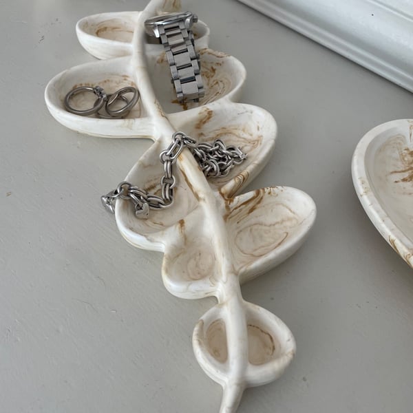 Eco resin organic shape leaf design trinket, jewellery tray