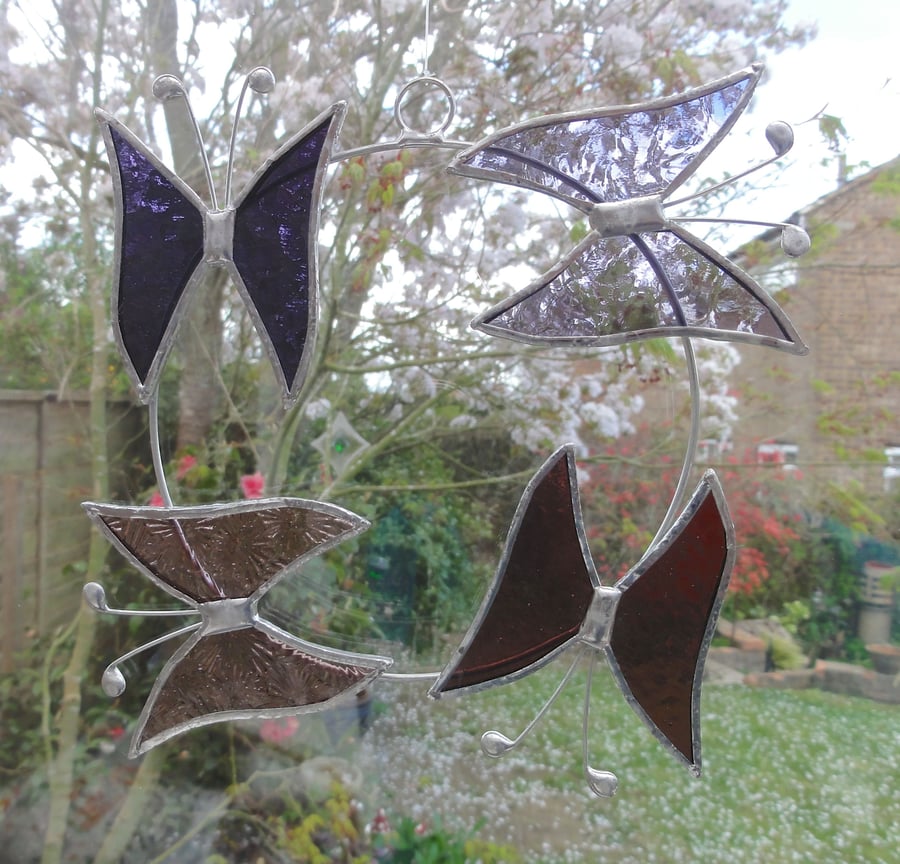 Small Butterfly Circle  Suncatcher - Purple and Pink